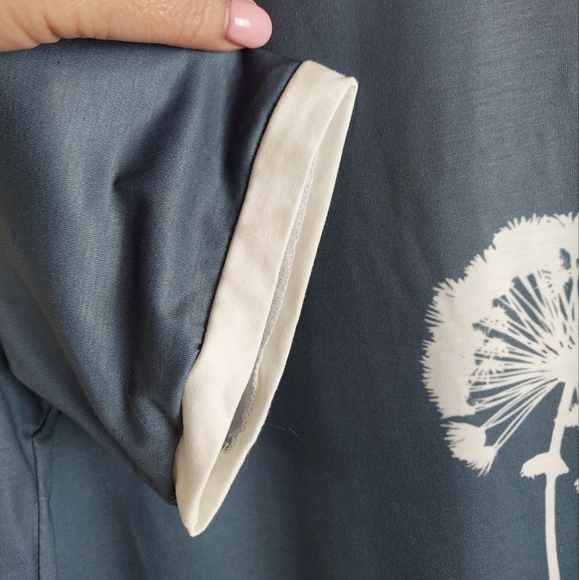 Women's Size Large Graphic Top Dandelion - Picture 4 of 8
